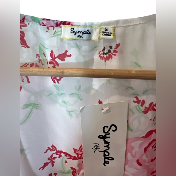 Simply NYC Pink Floral Shrug with Black Fringe - Picture 5 of 6